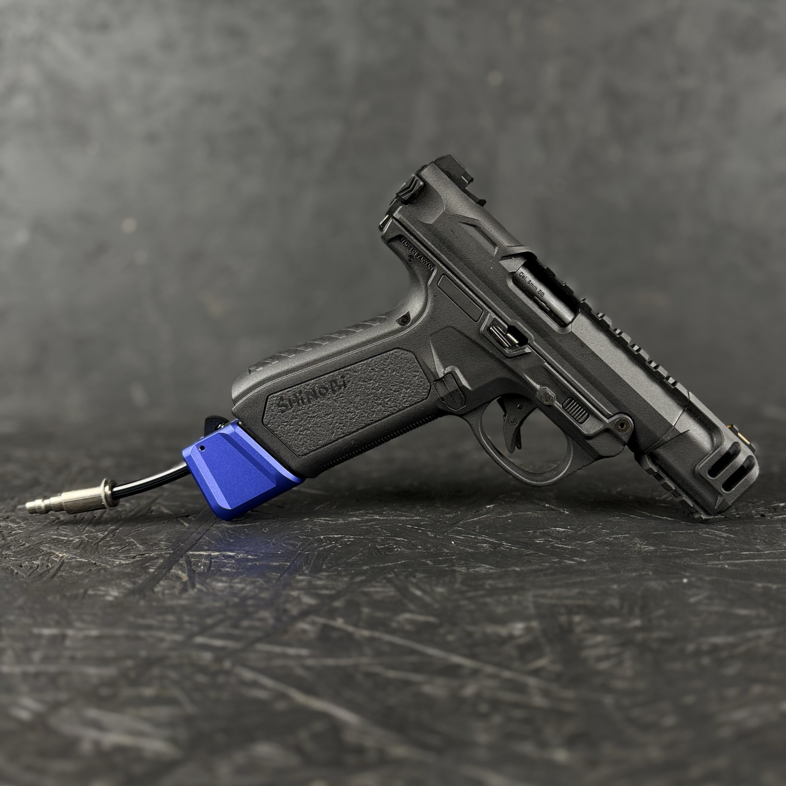 Photo of AIRTAC X T1P GLK/AAP Shotgun Shell Adapter with blue base in RIF