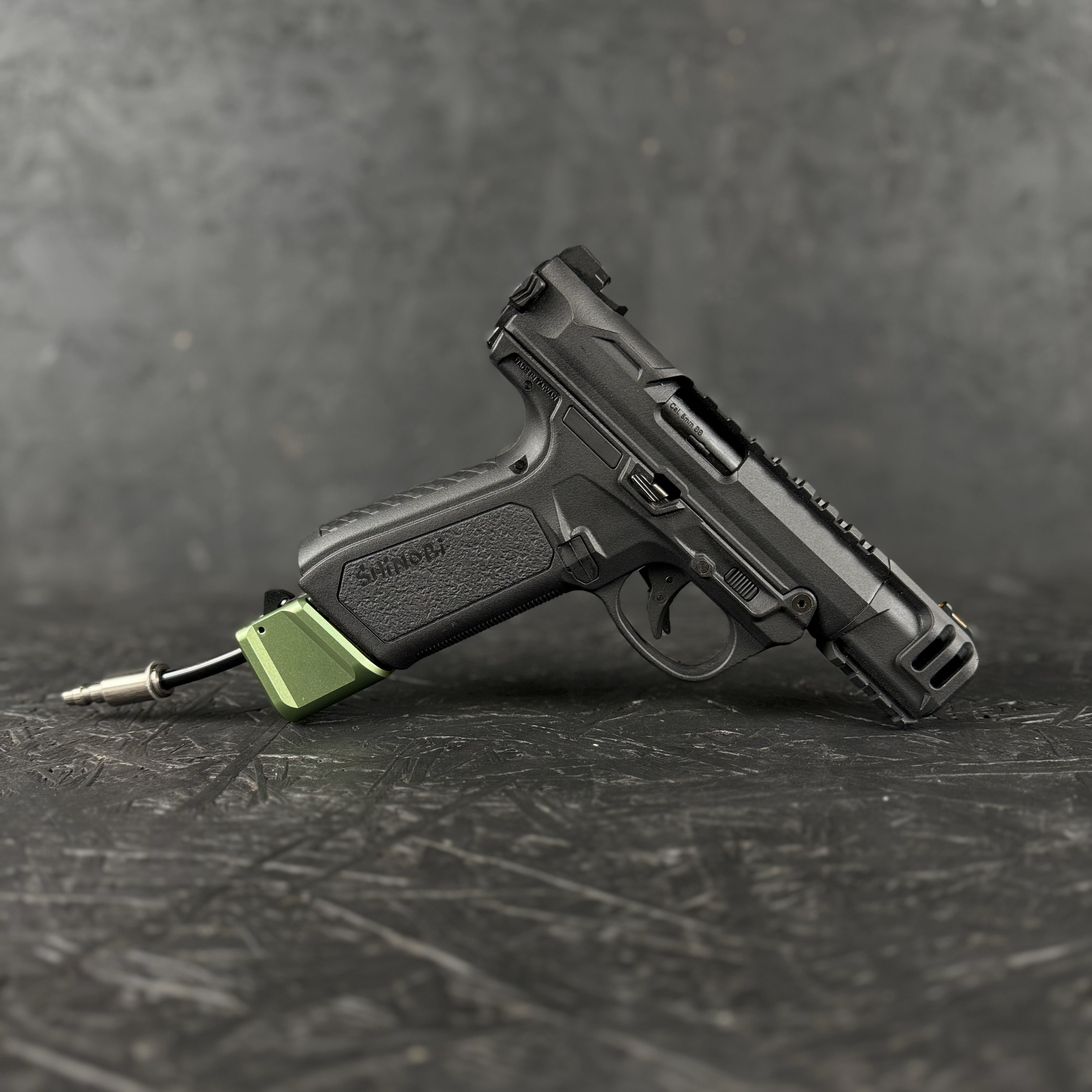 Photo of AIRTAC X T1P GLK/AAP Shotgun Shell Adapter with green base in RIF