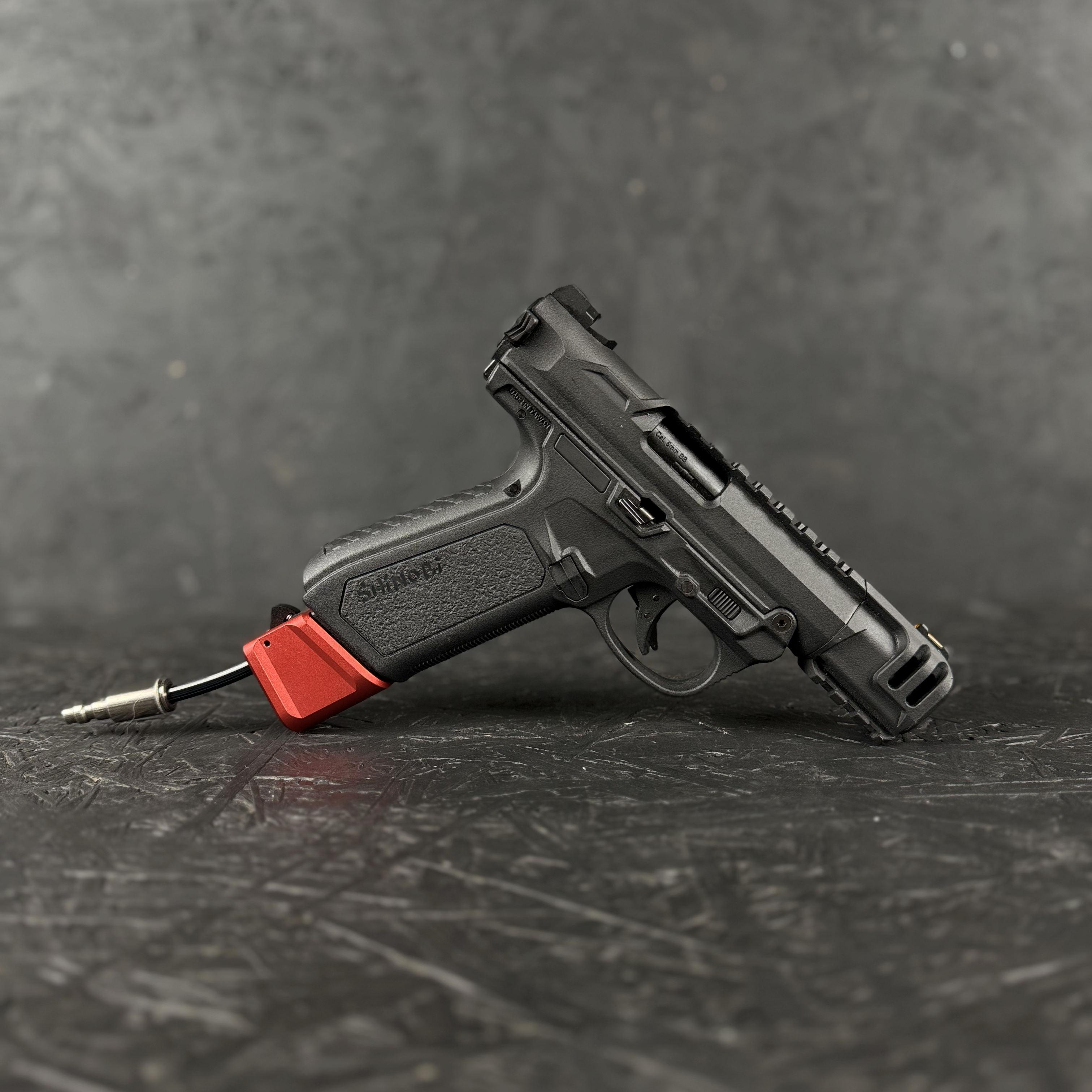 Photo of AIRTAC X T1P GLK/AAP Shotgun Shell Adapter with red base in RIF