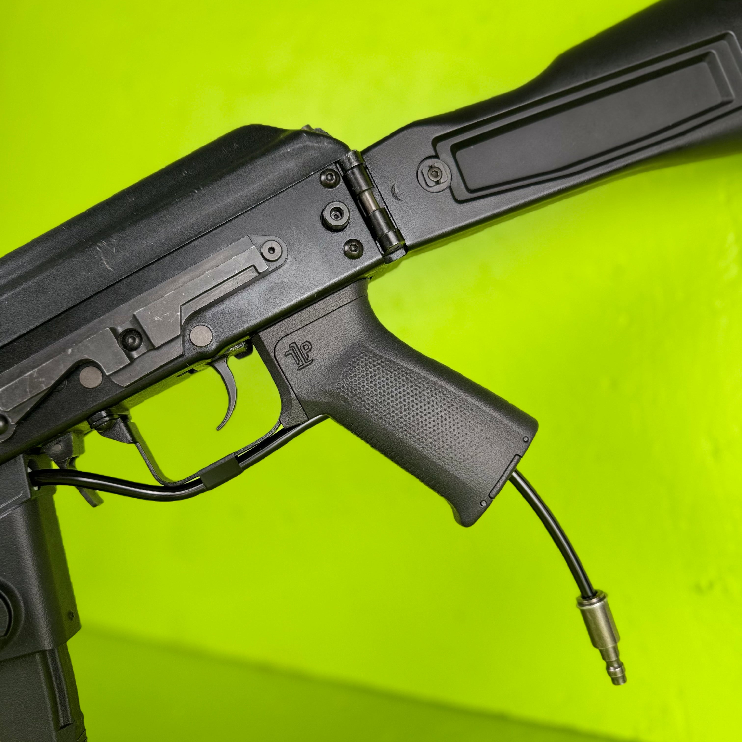 T1P Moe-dern HPA Grip on TM SAIGA