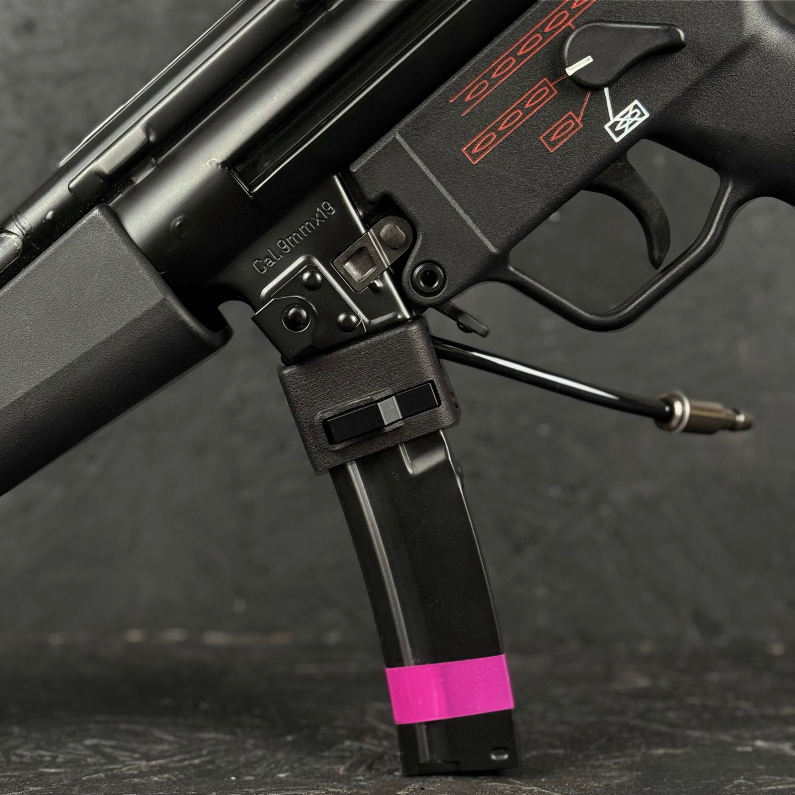 Close up photo of AIRTAC VFC MP5 HPA Adapter to MP5 in RIF with mag