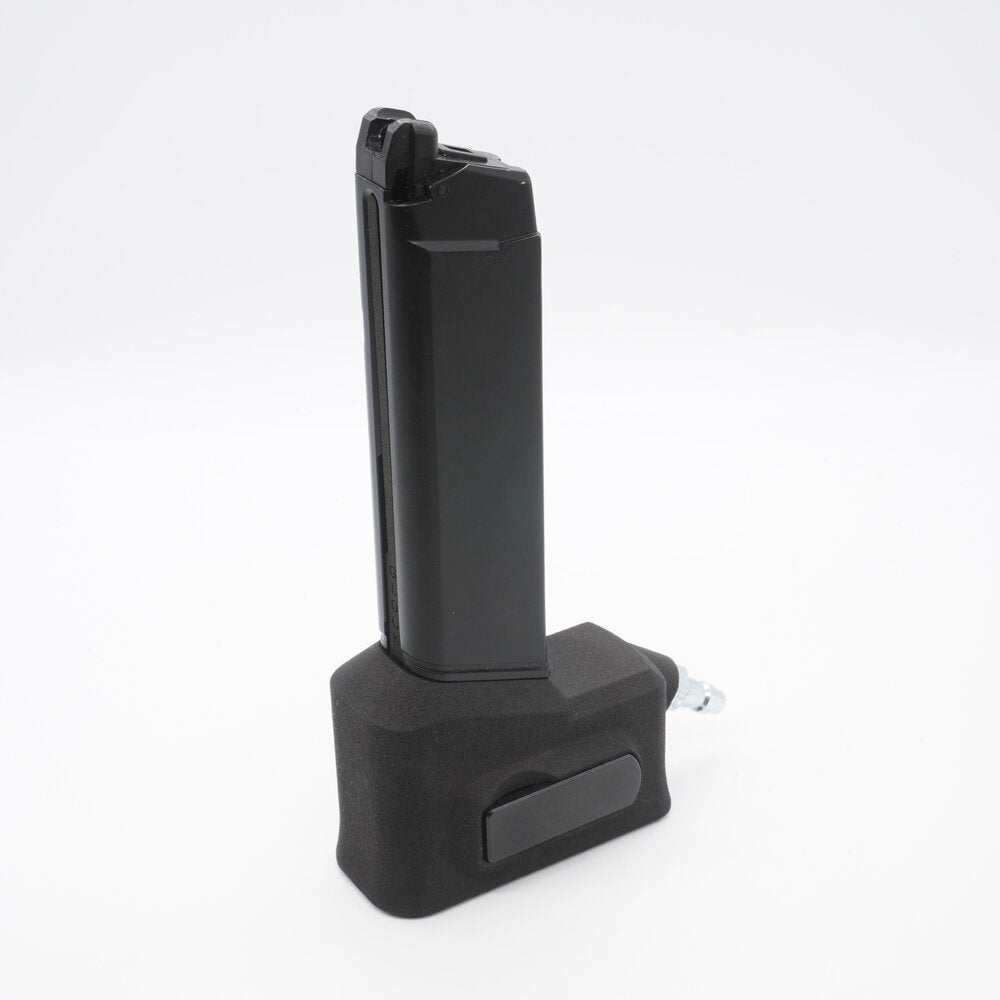 Photo of AIRTAC Glock/AAP/WE GALAXY to M4 HPA Adapter assembled with magazine